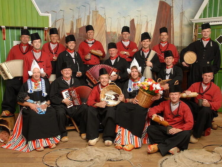 Foto in Volendammer klederdracht